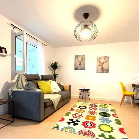 City View Studio In The Heart Of Bucharest Apartment Bagian luar foto