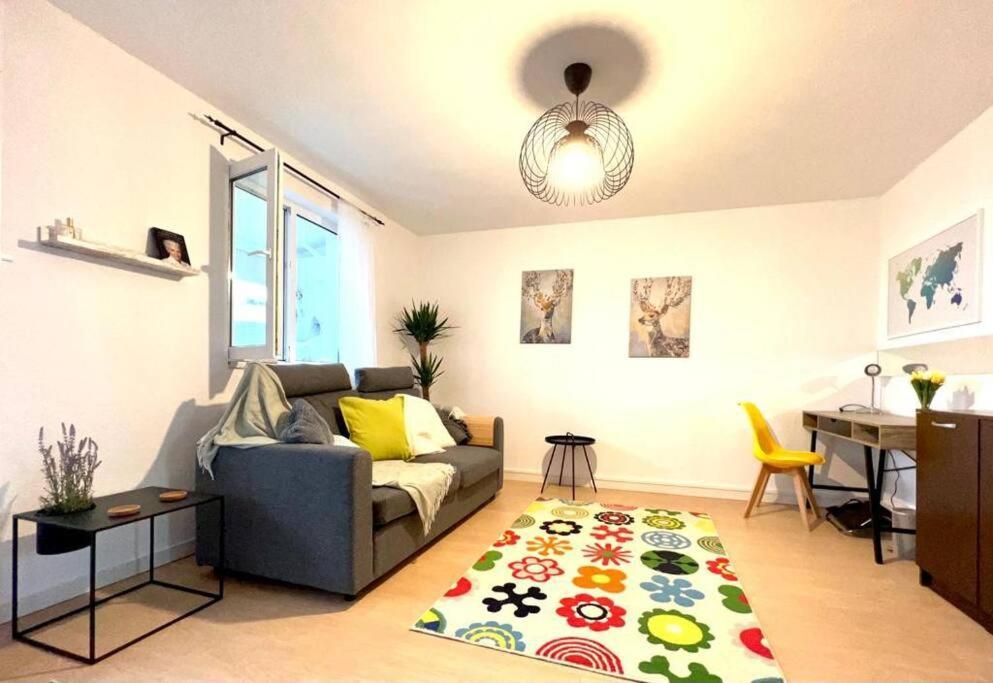 City View Studio In The Heart Of Bucharest Apartment Bagian luar foto